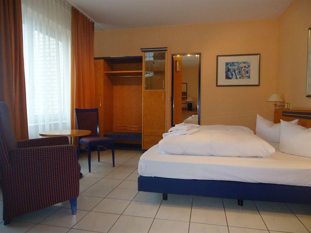 Hotel Rahlstedter Hof Hamburg Dış mekan fotoğraf