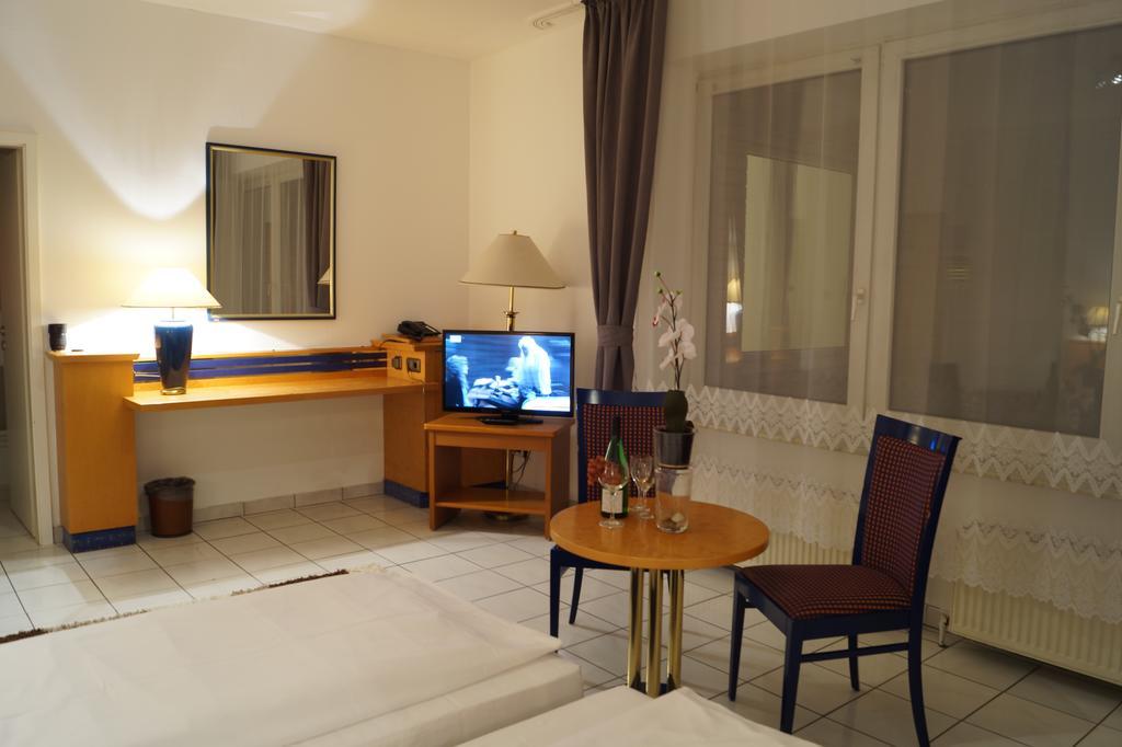 Hotel Rahlstedter Hof Hamburg Dış mekan fotoğraf