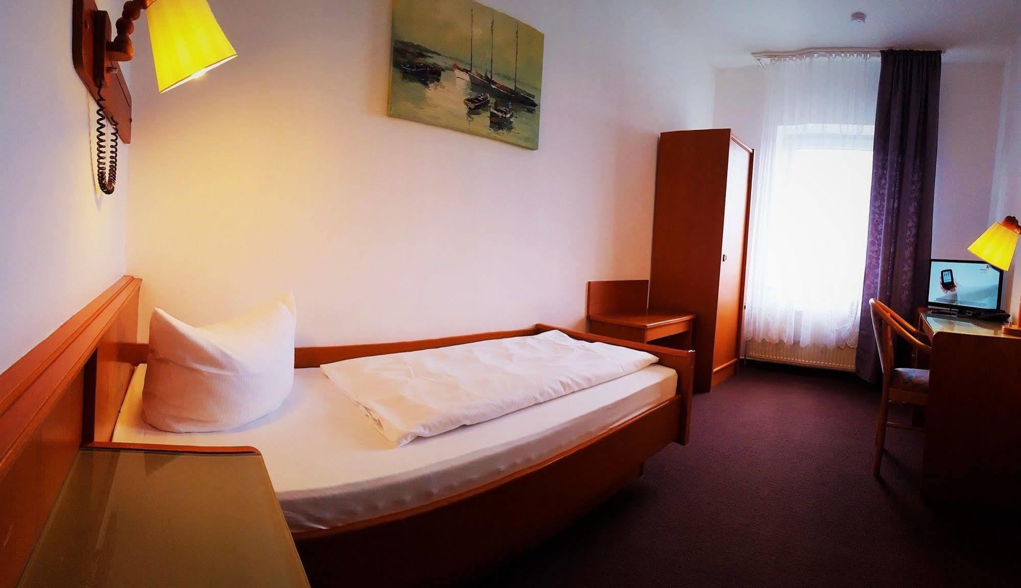 Hotel Rahlstedter Hof Hamburg Dış mekan fotoğraf